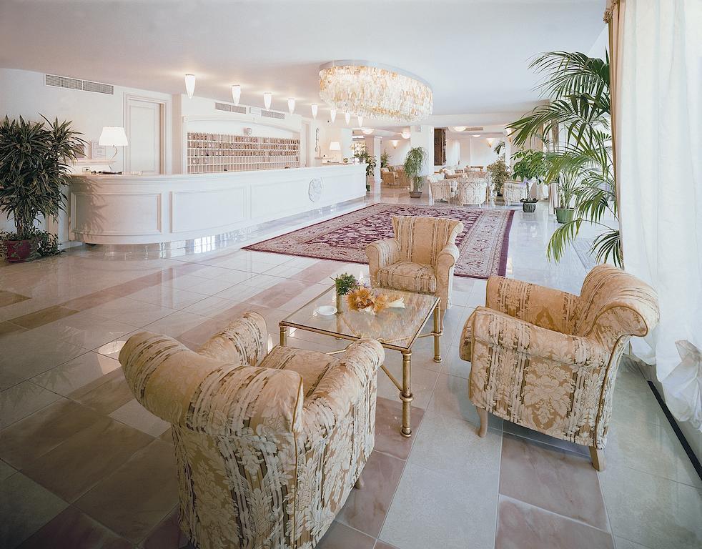 Universal Hotel Cervia Kültér fotó